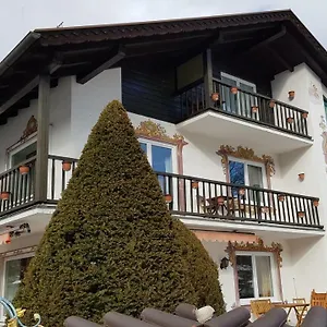 Am Frassl's Biche Garmisch-Partenkirchen